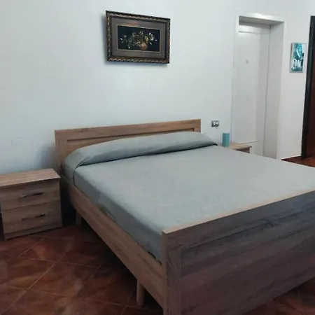 Guest House Flowers Apartment Berat